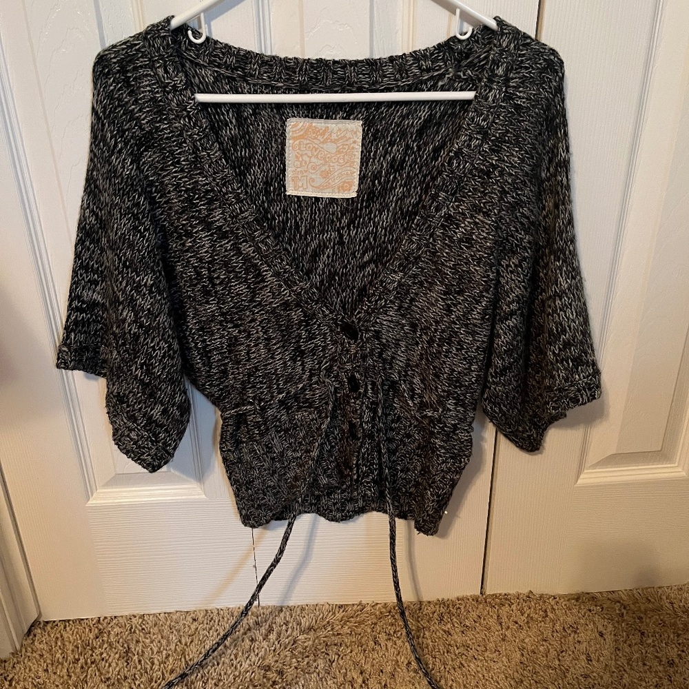 Pullover sweater